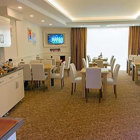 Goldhan Hotel