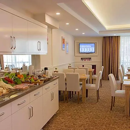 Goldhan Hotel